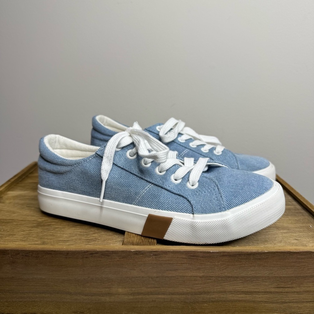 Serra Light Blue Canvas Sneakers with White Soles